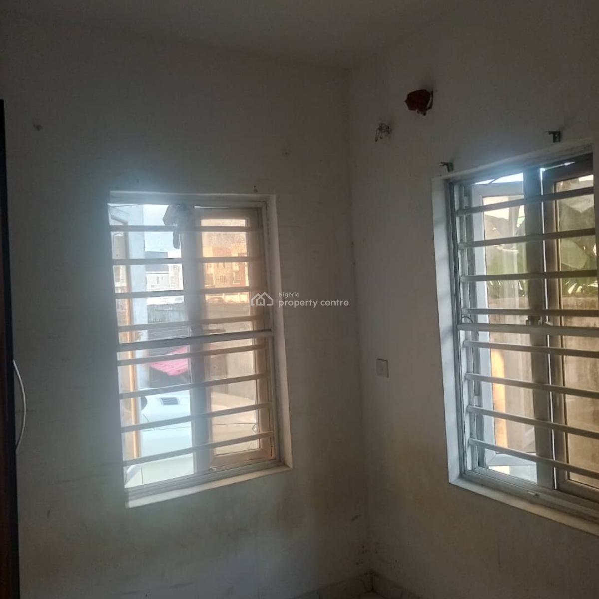 Small Room in a Shared Duplex Available, Ikota ( Westend Estate), Lekki, Lagos, Self Contain (single Rooms) for Rent