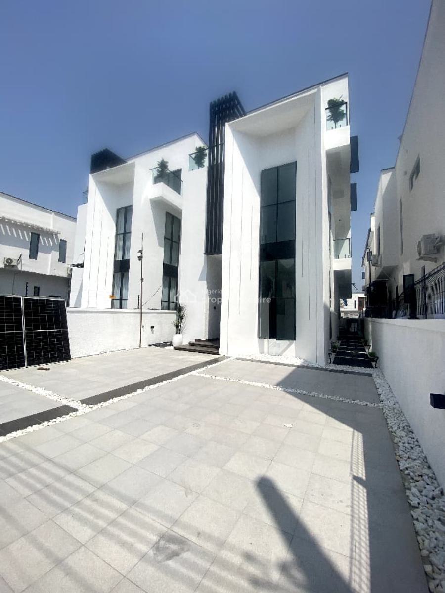 Luxury 5 Bedroom Fully Detached Duplex with Pool,bq in a Secure Estate, Orchid, Lekki, Lagos, Detached Duplex for Sale