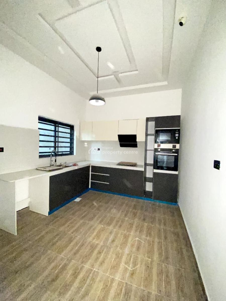 Lovely 4 Bedroom Terrace Duplex in a Secure Estate, Orchid, Lekki, Lagos, Terraced Duplex for Sale