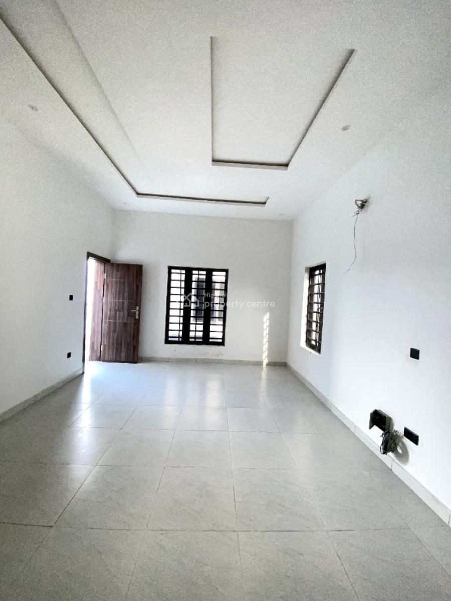Lovely 4 Bedroom Terrace Duplex in a Secure Estate, Orchid, Lekki, Lagos, Terraced Duplex for Sale