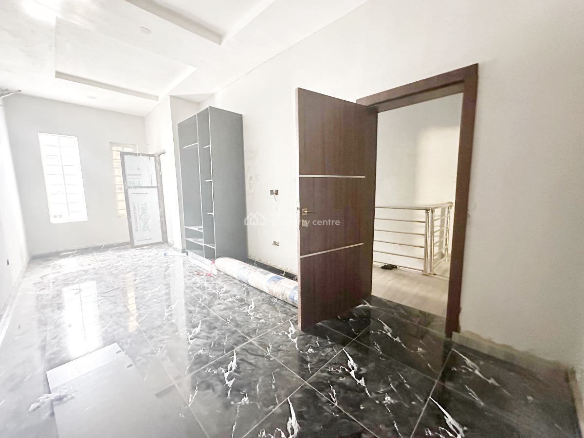 a Well Maintained Spacious 2 Bedroom Detached Duplex, Omole Phase 2, Ikeja, Lagos, Detached Duplex for Rent