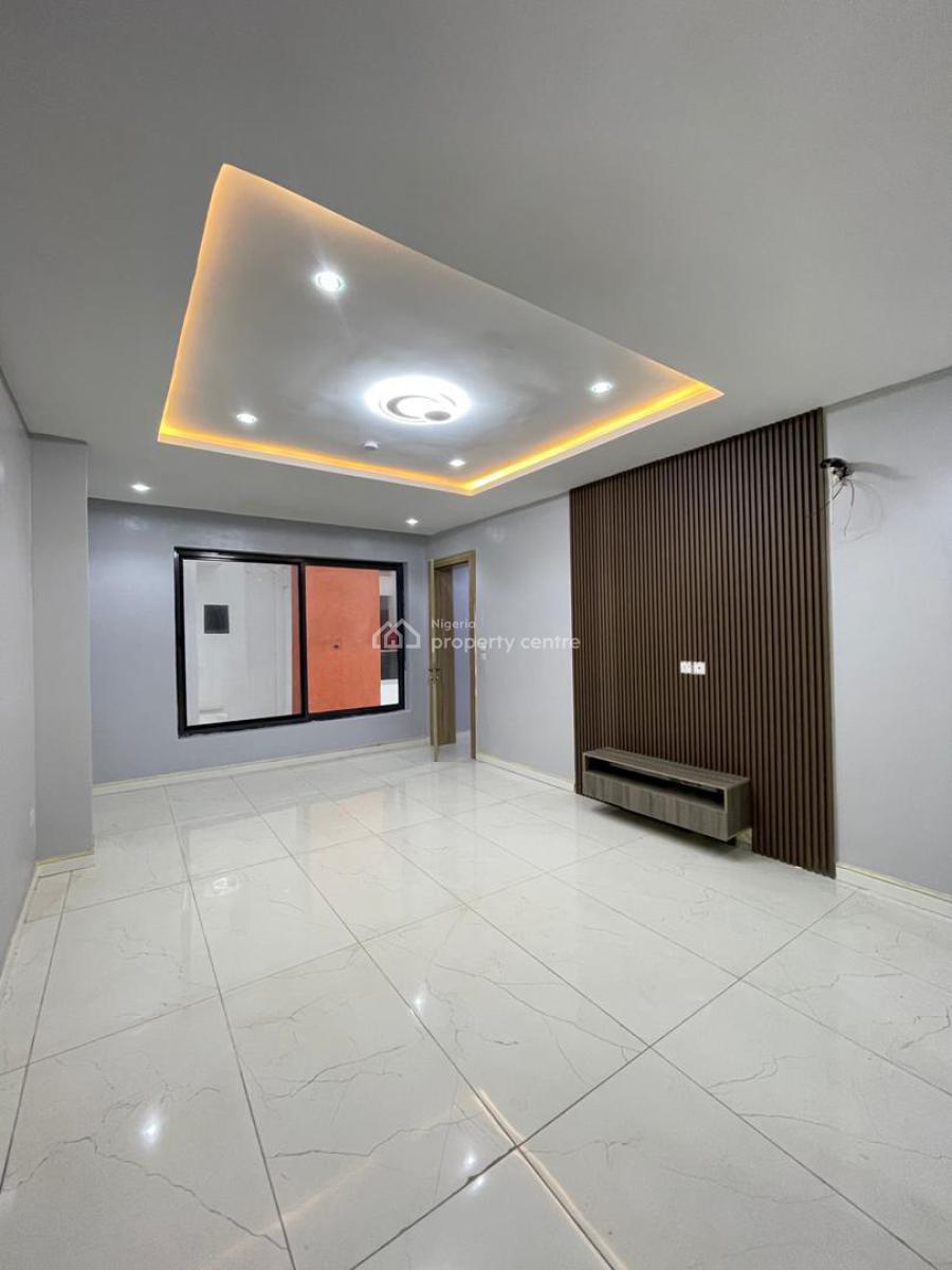 ️uniquely Built 3 Bedroom Apartment with Elevator, Gym and Swimming Pool, Lekki Phase 1, Lekki, Lagos, Block of Flats for Sale