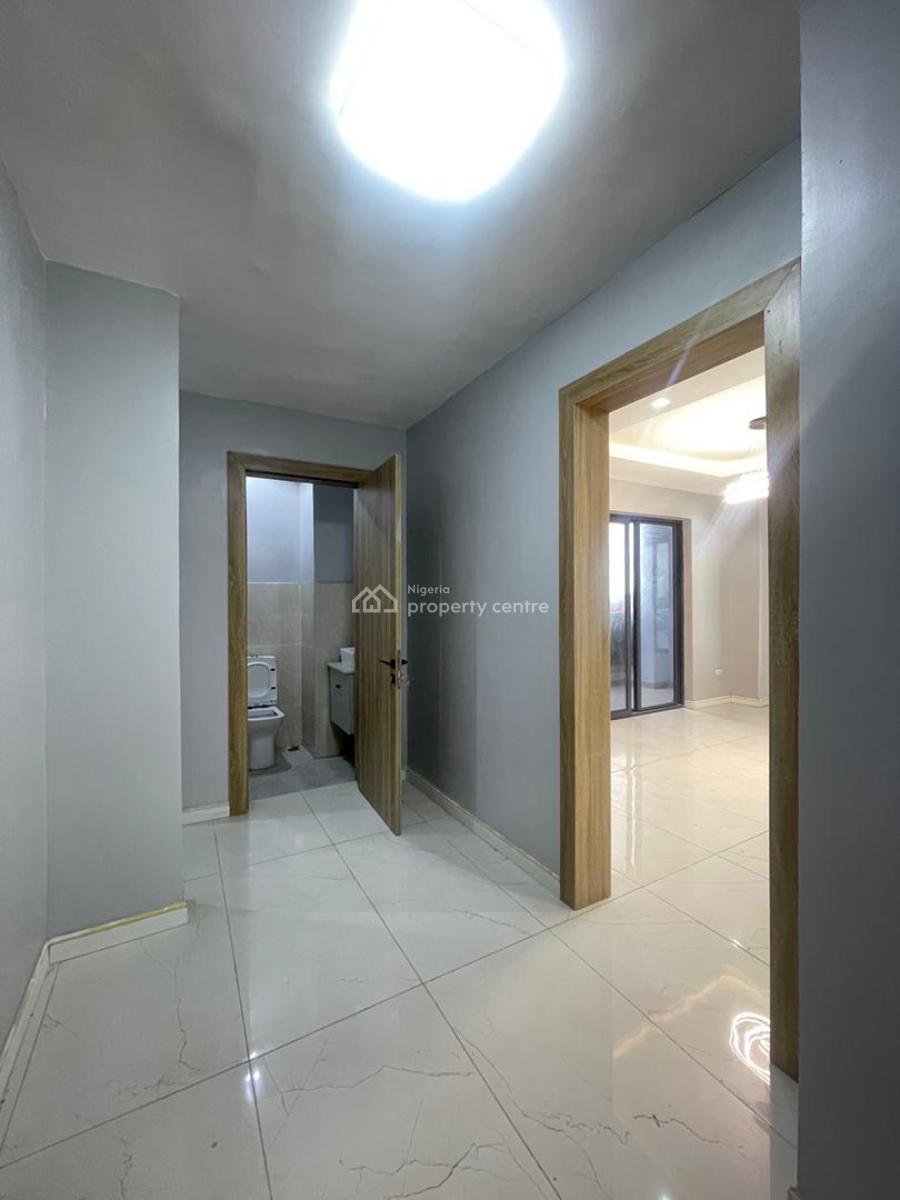 ️uniquely Built 3 Bedroom Apartment with Elevator, Gym and Swimming Pool, Lekki Phase 1, Lekki, Lagos, Block of Flats for Sale