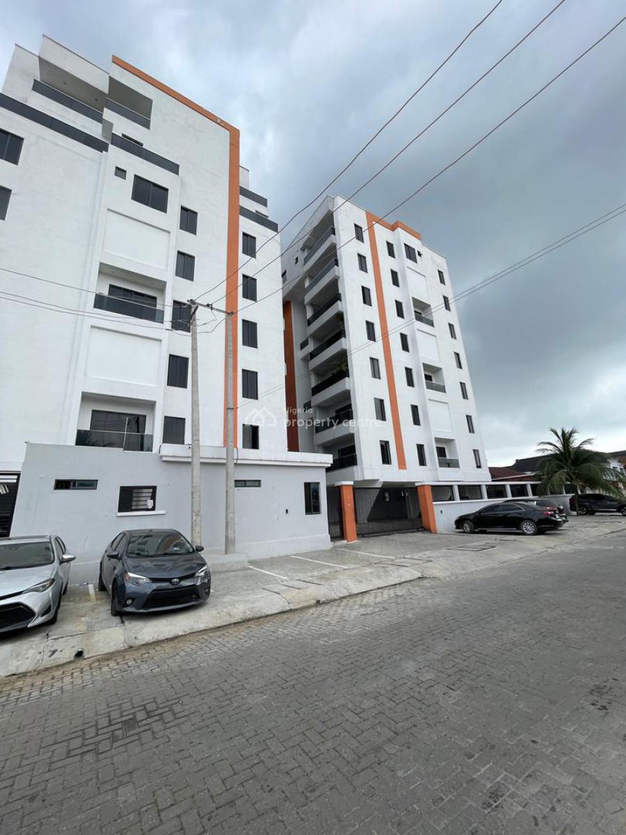 ️uniquely Built 3 Bedroom Apartment with Elevator, Gym and Swimming Pool, Lekki Phase 1, Lekki, Lagos, Block of Flats for Sale
