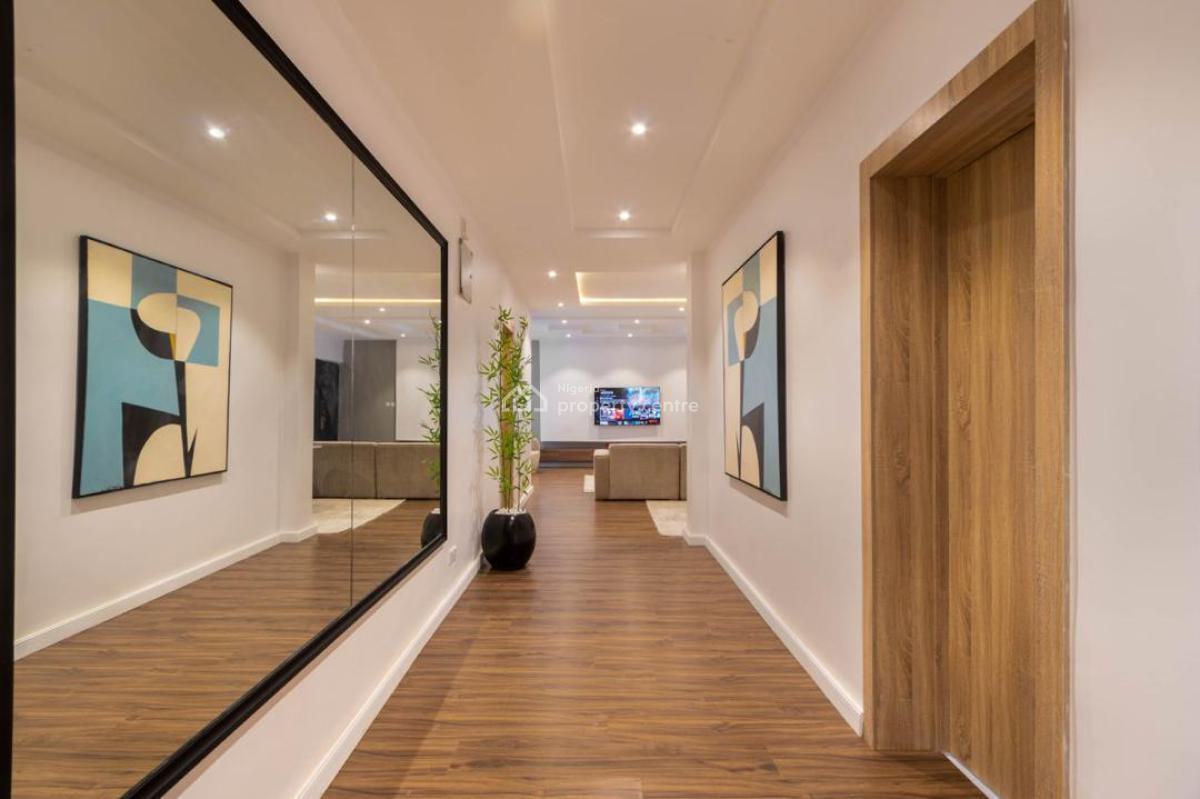 2 Bedroom Apartment, Off Admiralty Way, Lekki Phase 1, Lekki, Lagos, Flat / Apartment Short Let