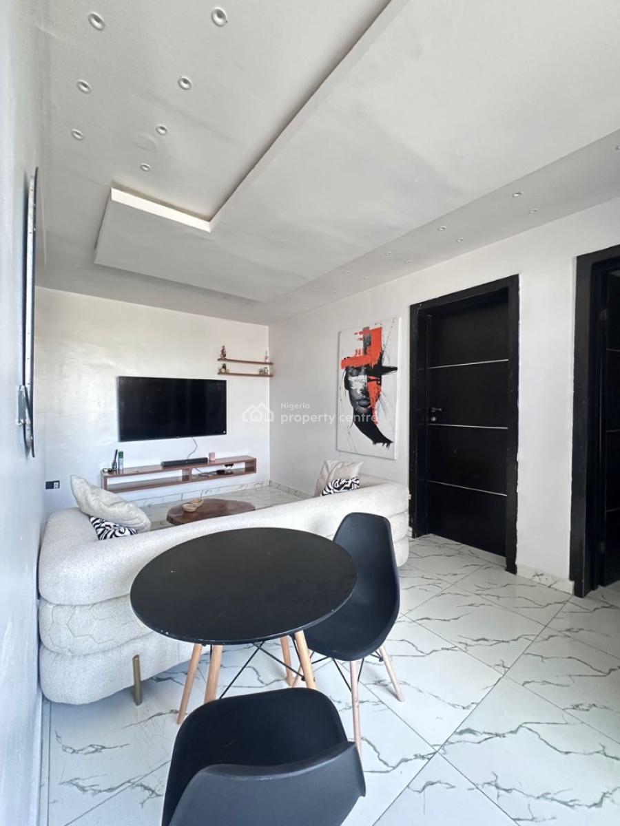 Luxuriously Furnished 2 Bedroom Apartment in a Serene Location, Ologolo, Lekki, Lagos, Flat / Apartment for Rent