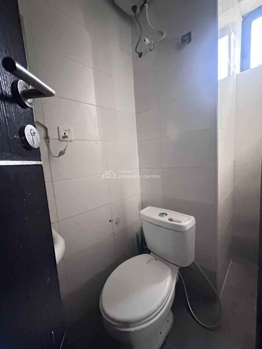 Luxuriously Furnished 2 Bedroom Apartment in a Serene Location, Ologolo, Lekki, Lagos, Flat / Apartment for Rent