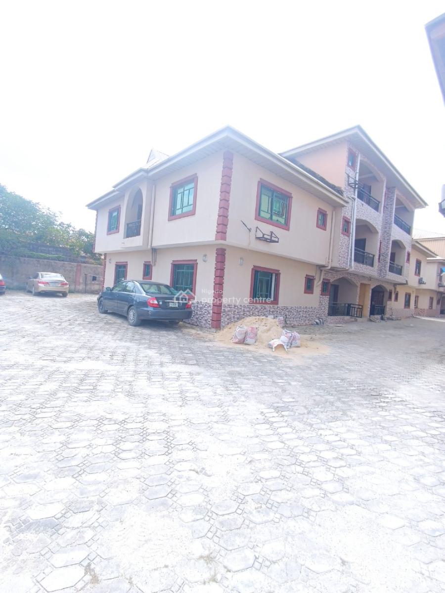 3 Bedroom Flat, Olokonla, Before Blenco, Sangotedo, Ajah, Lagos, Flat / Apartment for Rent