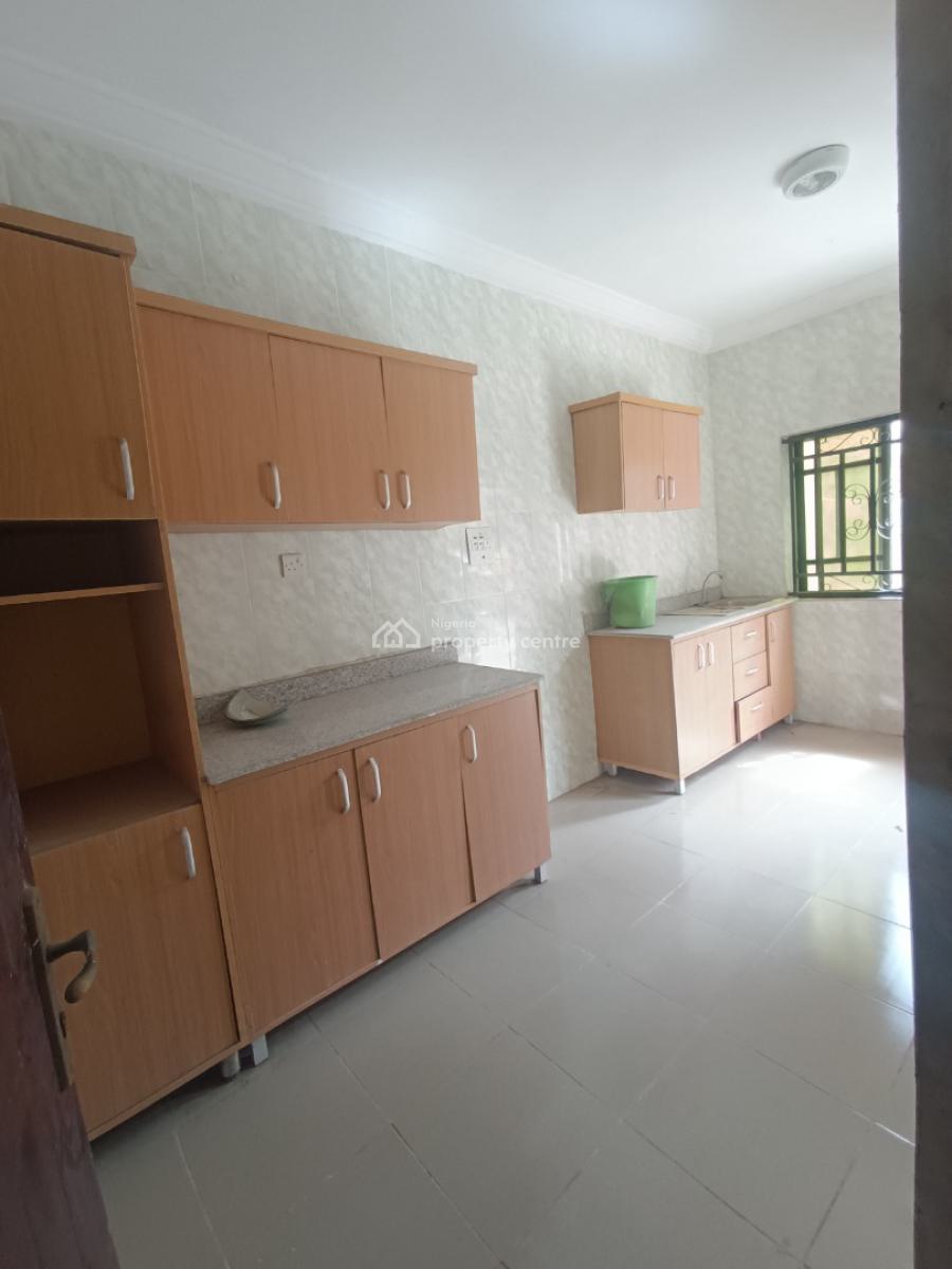 3 Bedroom Flat, Olokonla, Before Blenco, Sangotedo, Ajah, Lagos, Flat / Apartment for Rent
