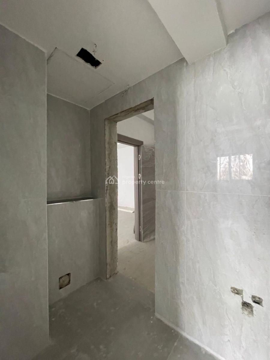 Exquisitely Finished 2 Bedroom Apartment with Elevator, Pool and Gym️, Victoria Island (vi), Lagos, Block of Flats for Sale