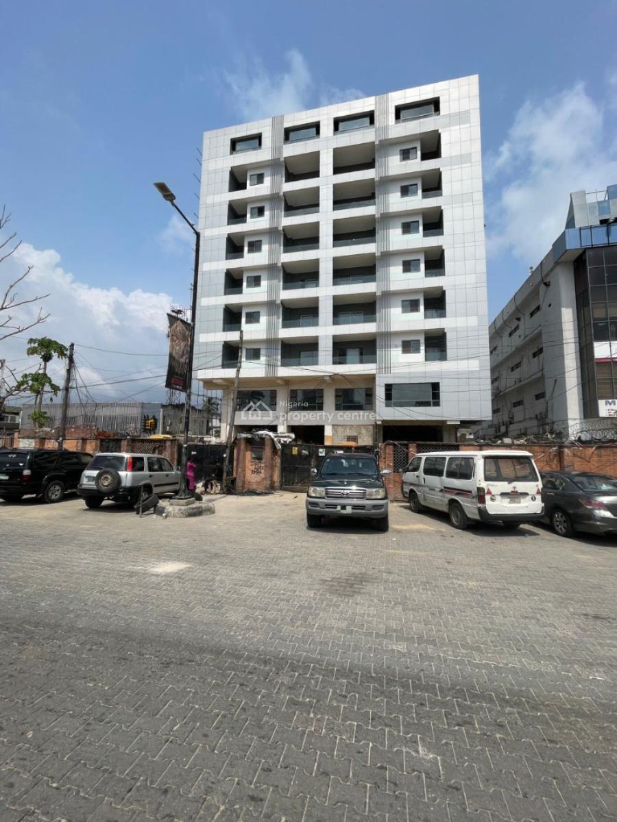 Exquisitely Finished 2 Bedroom Apartment with Elevator, Pool and Gym️, Victoria Island (vi), Lagos, Block of Flats for Sale