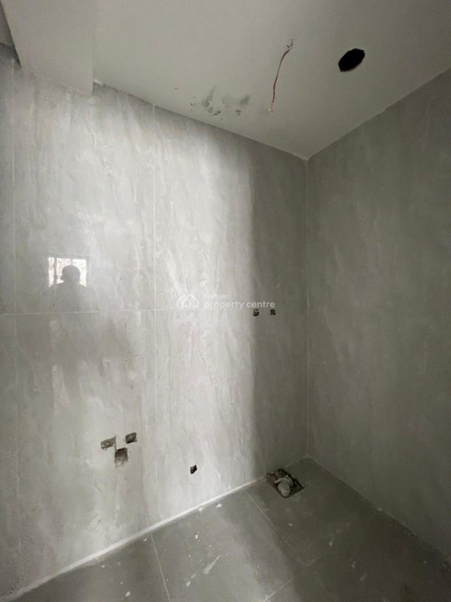 Exquisitely Finished 2 Bedroom Apartment with Elevator, Pool and Gym️, Victoria Island (vi), Lagos, Block of Flats for Sale