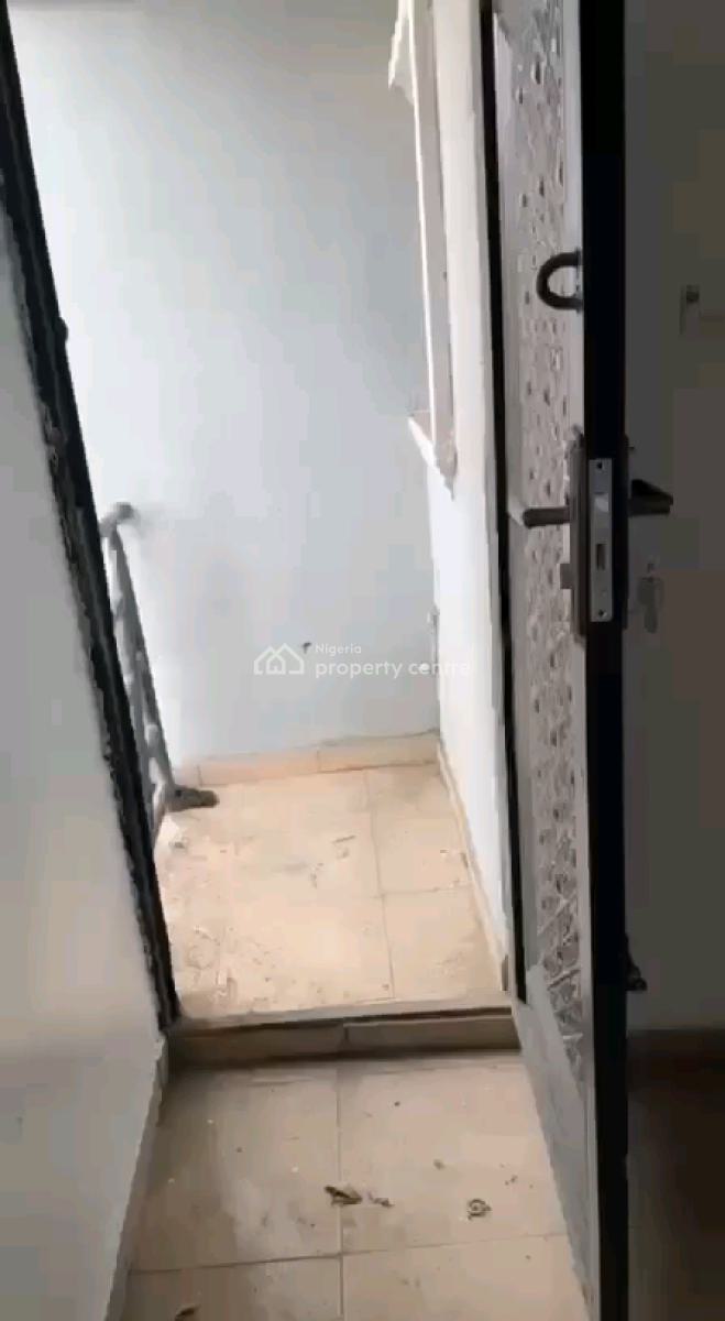 a Relatively New and Decent Miniflat, Upstairs with Kitchen Cabs, Off Pedro Road, Ladilak, Shomolu, Lagos, Mini Flat (room and Parlour) for Sale