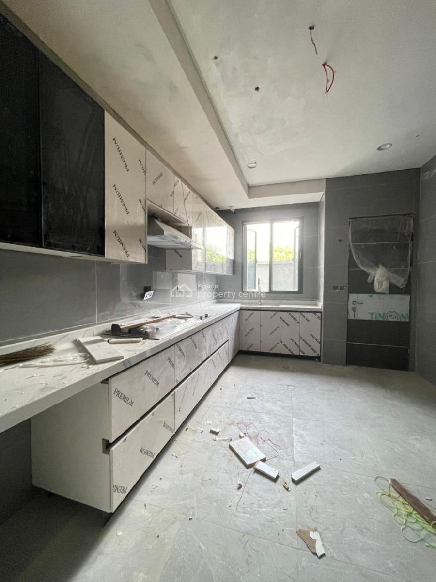 Well Structured 6 Bedroom Fully Detached Duplex with Communal Swimming, Ikoyi, Lagos, Detached Duplex for Sale
