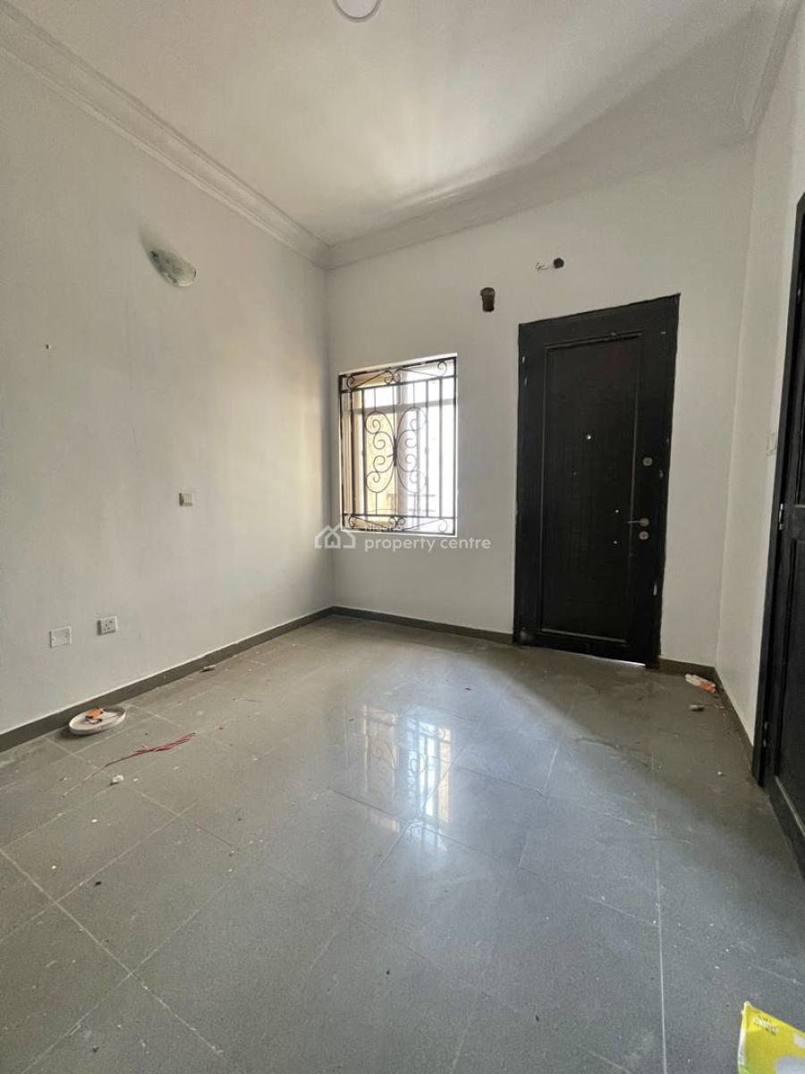 Well Built 3 Bedroom Apartment with Bq, Agungi, Lekki, Lagos, Flat / Apartment for Rent