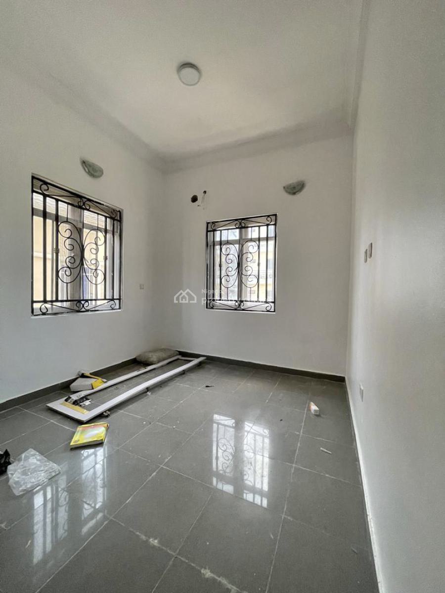 Well Built 3 Bedroom Apartment with Bq, Agungi, Lekki, Lagos, Flat / Apartment for Rent