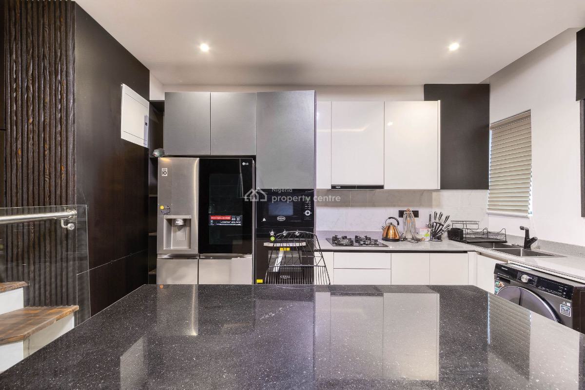 Luxury 2 Bedrooms Maisonette, Lekki Phase 1, Lekki, Lagos, Semi-detached Duplex Short Let