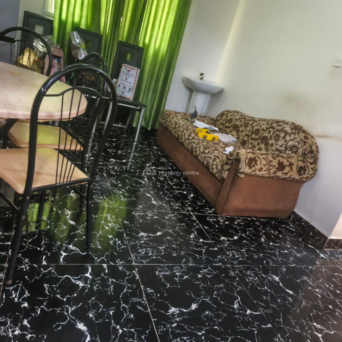 4 Bedroom Bungalow with 2 Bedroom Bq, Arapaja Estate Oluyole, Ibadan, Oyo, Detached Bungalow for Sale