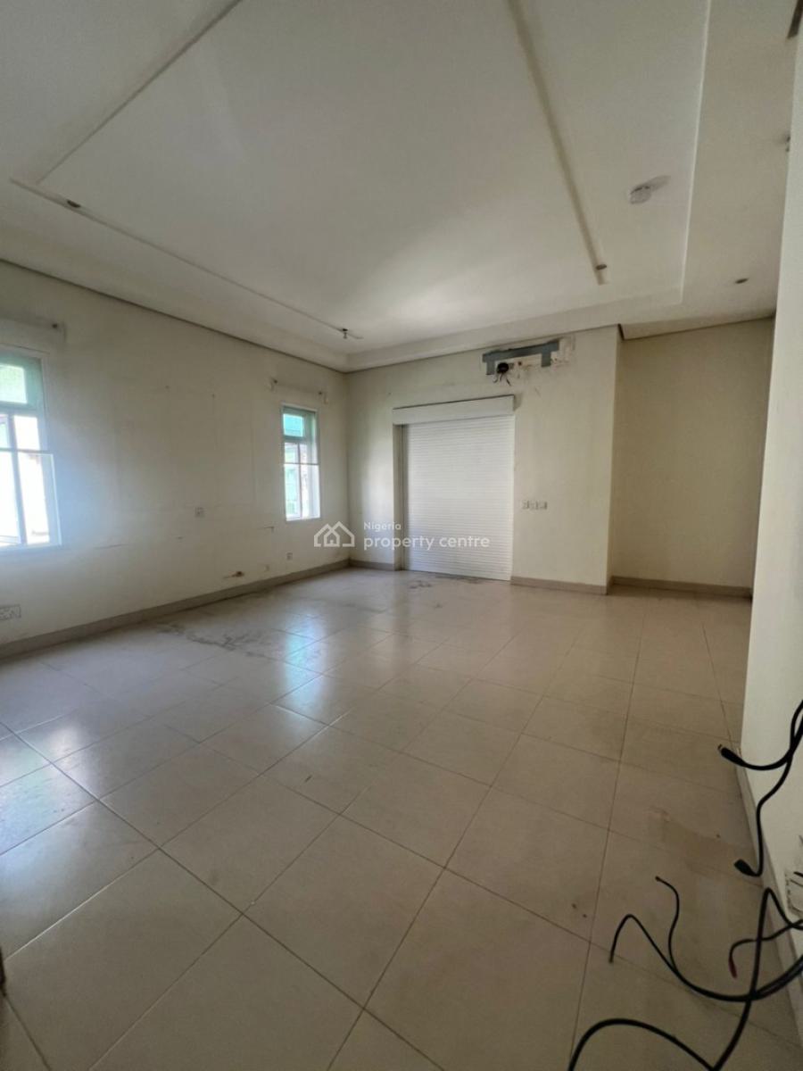 Spacious 4 Bedroom Semi-detached Duplex with Bq, Lekki Phase 1, Lekki, Lagos, Semi-detached Duplex for Rent