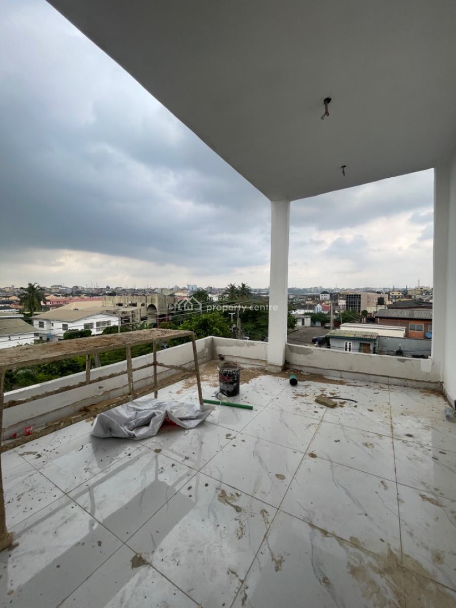 Nice Built 5 Bedroom Home with a Bq, Gra, Ogudu, Lagos, Detached Duplex for Sale