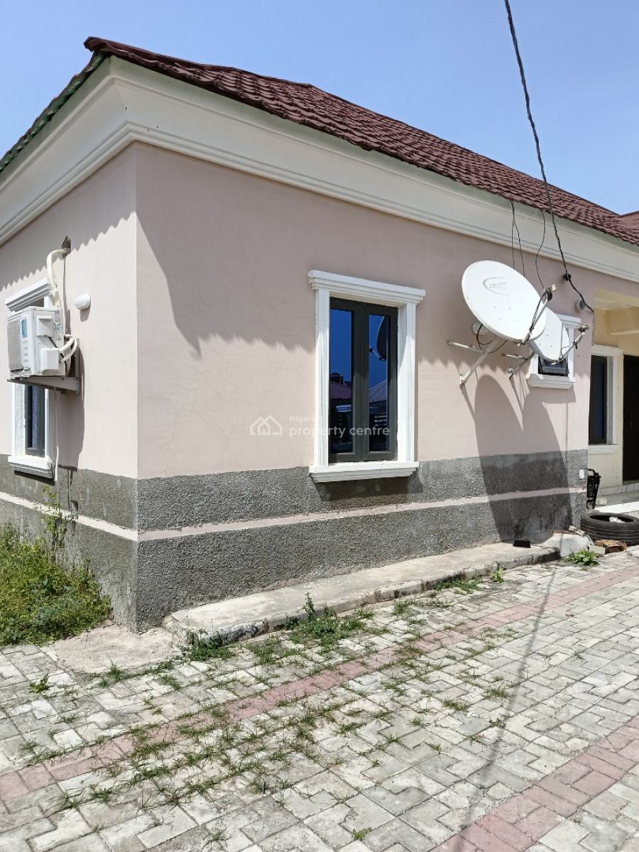 Standard 2 Bedrooms Apartment Plus a 1 Bedroom Bq in an Estate, Jado Estate, Along Airport Road, Lugbe District, Abuja, Semi-detached Bungalow for Sale