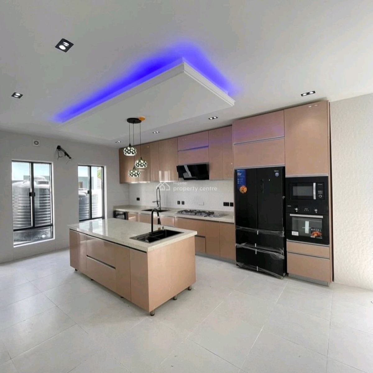 Contemporary 5bedroom Fully Detached Duplex   Amenities: - [, Osapa, Lekki, Lagos, House for Sale