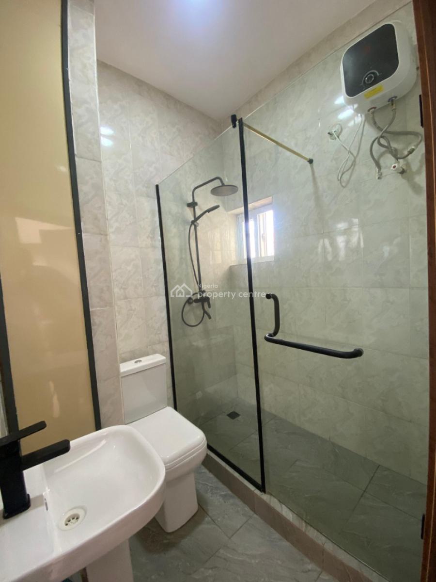 a Newly Removed and Serviced 3 Bedroom Apartment, Prime Water Estate, Lekki, Lagos, Flat / Apartment for Rent