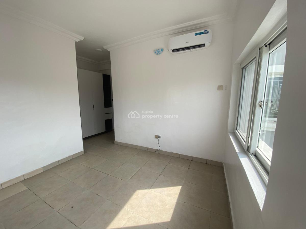 a Newly Removed and Serviced 3 Bedroom Apartment, Prime Water Estate, Lekki, Lagos, Flat / Apartment for Rent