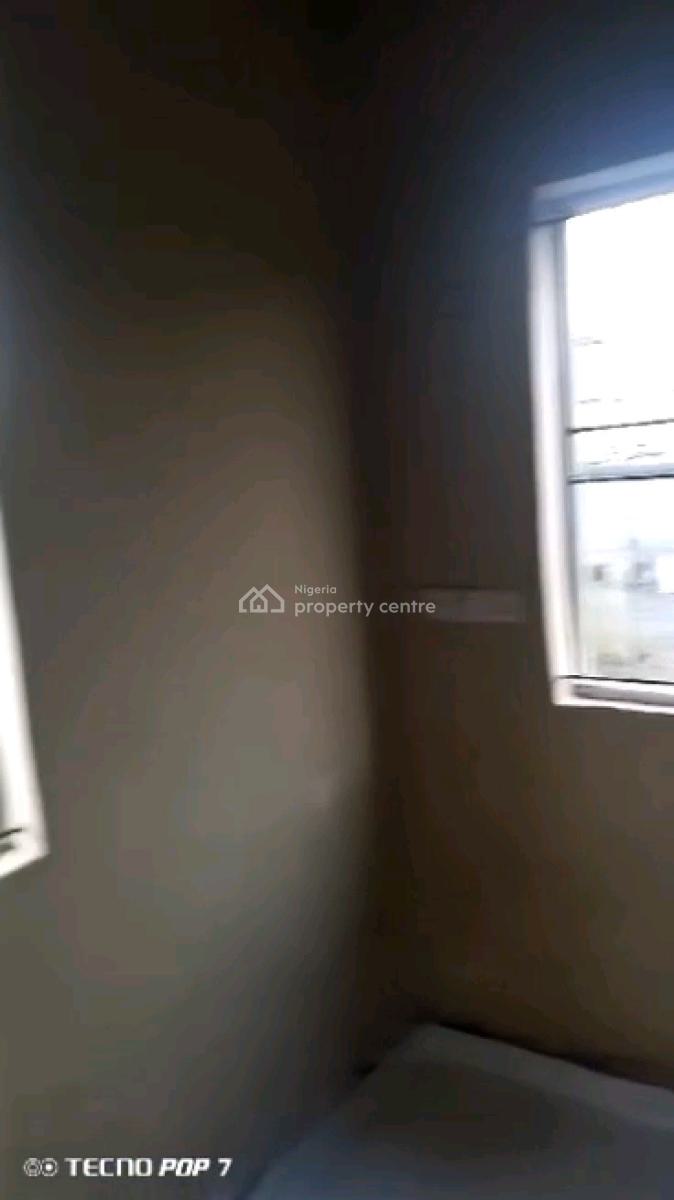 Nice Mini with 2 Toilets and Bath, Iwaya, Yaba, Lagos, Mini Flat (room and Parlour) for Rent