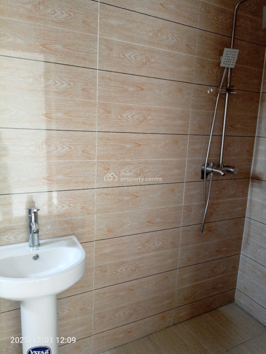 3 Bedroom Newly Built Luxurious Upstairs Flat, Lekki Scheme 2, Off Ogombo Road, Lekki Phase 2, Lekki, Lagos, Flat / Apartment for Rent