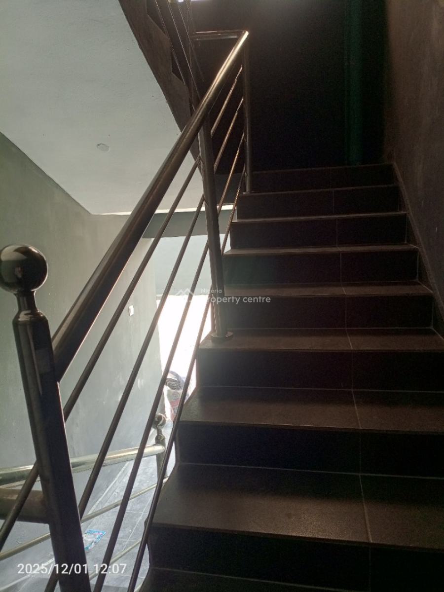 3 Bedroom Newly Built Luxurious Upstairs Flat, Lekki Scheme 2, Off Ogombo Road, Lekki Phase 2, Lekki, Lagos, Flat / Apartment for Rent