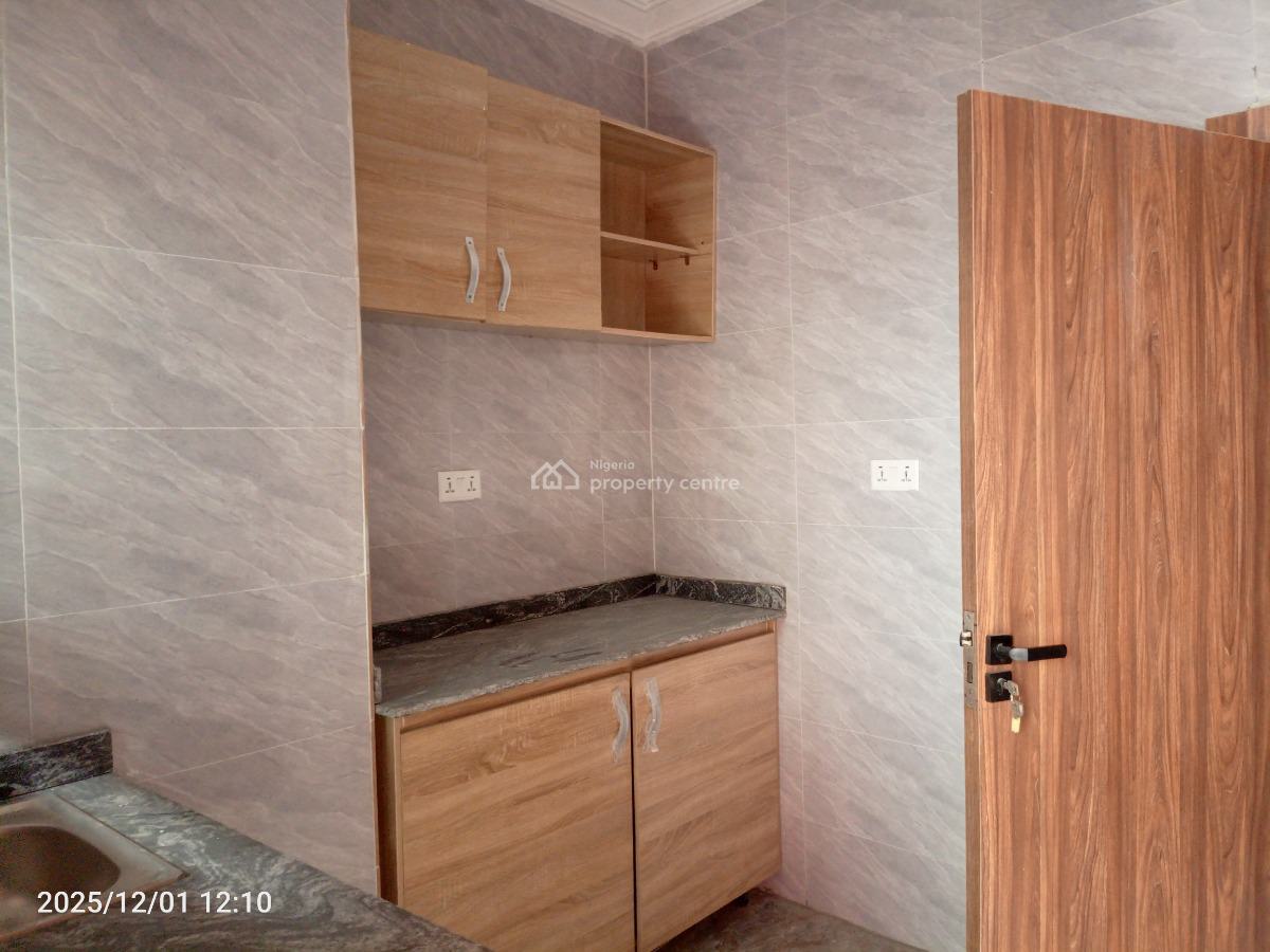 3 Bedroom Newly Built Luxurious Upstairs Flat, Lekki Scheme 2, Off Ogombo Road, Lekki Phase 2, Lekki, Lagos, Flat / Apartment for Rent