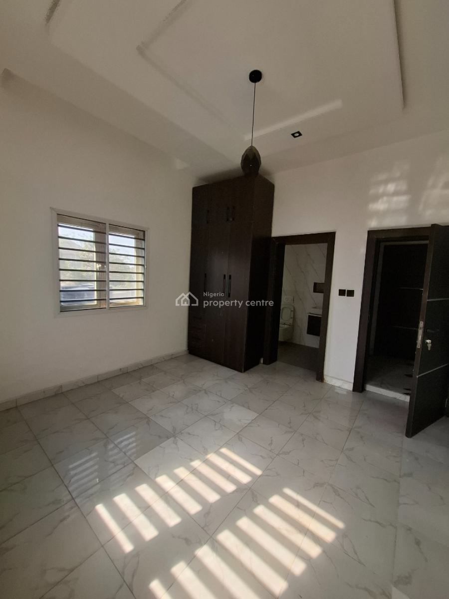 Stabdard 3 Bedroom Apartment with Bq, Wuye, Abuja, Flat / Apartment for Rent