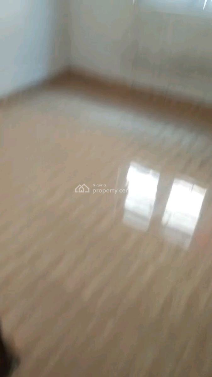 Two Bedroom Flat, Jebba Street, Adekunle, Yaba, Lagos, Flat / Apartment for Rent