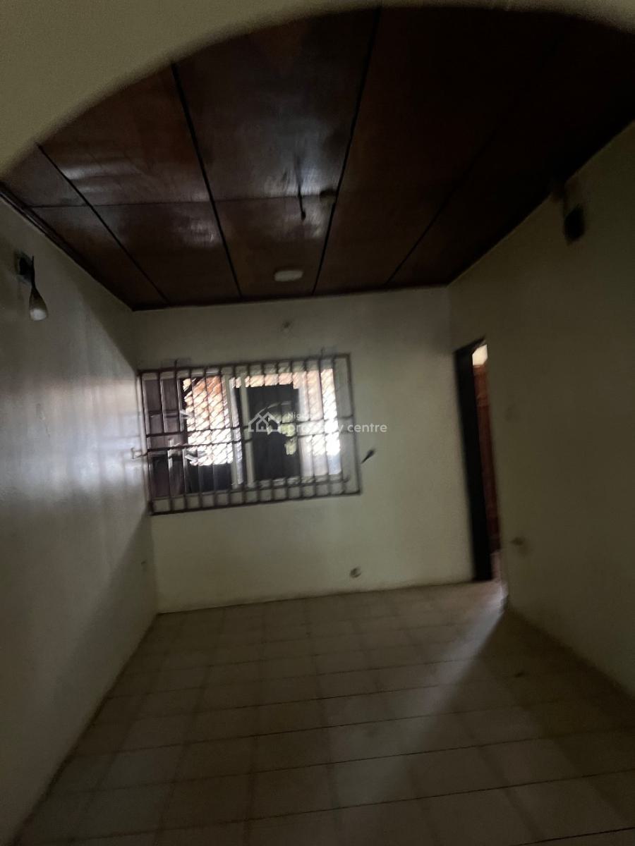 3 Bedroom Flat, Office /residence, 1st Floor, Off Amino Kano, Wuse 2, Abuja, Flat / Apartment for Rent