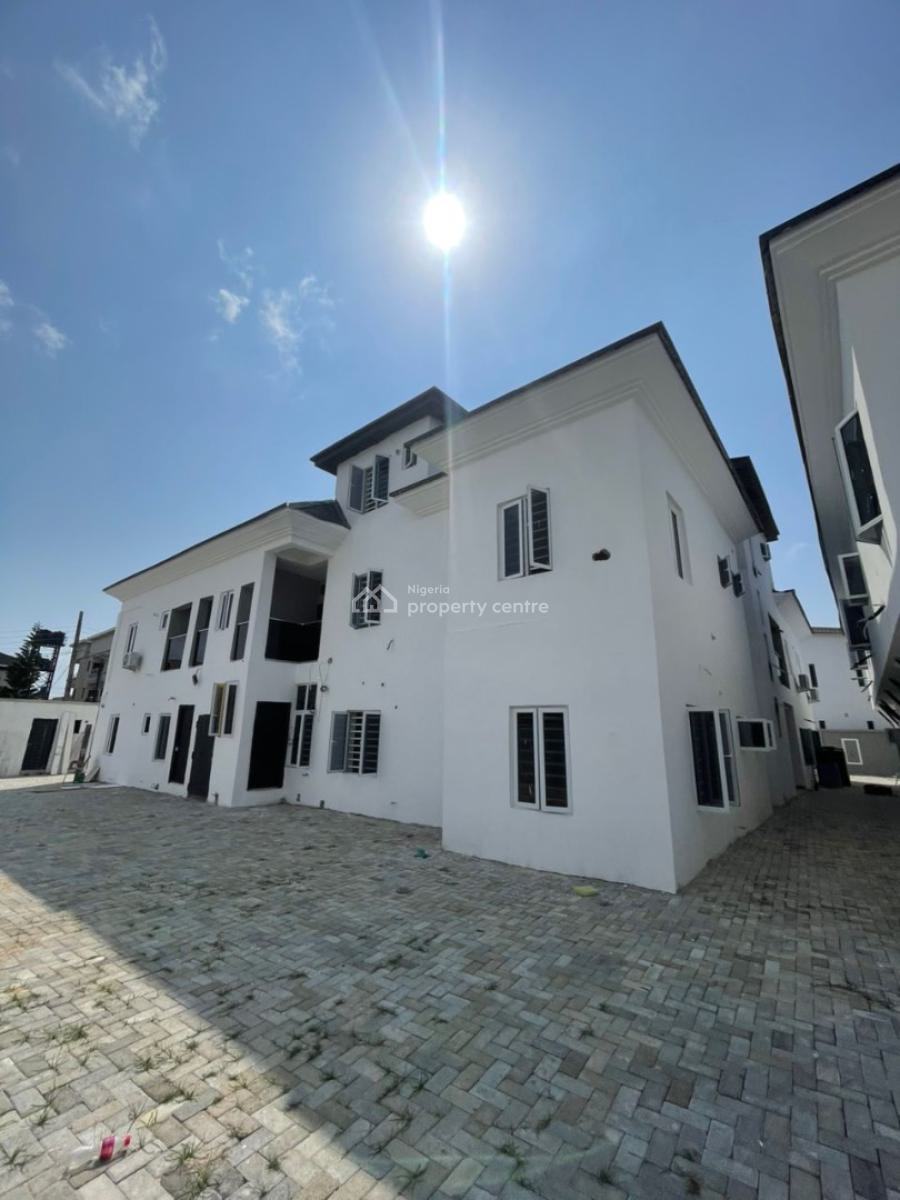 Brand New 2 Bedroom Flat, New Road, Lekki Expressway, Lekki, Lagos, Flat / Apartment for Rent