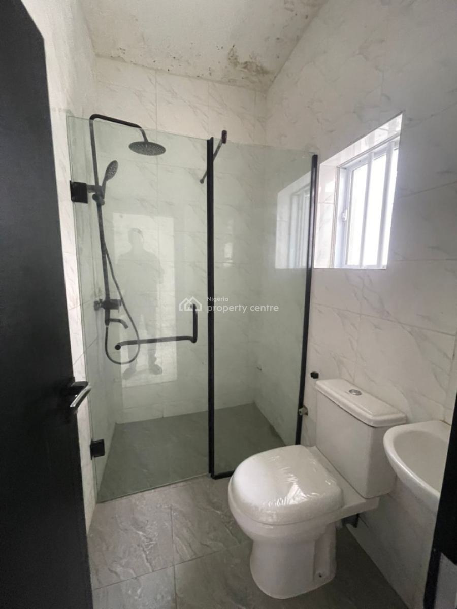 Brand New 2 Bedroom Flat, New Road, Lekki Expressway, Lekki, Lagos, Flat / Apartment for Rent