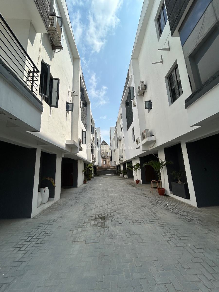 Well Maintained Fully Serviced 2 Bedroom Terraced Loft with Open Kitchen, Off Kusenla, Ikate, Lekki, Lagos, Terraced Duplex for Rent