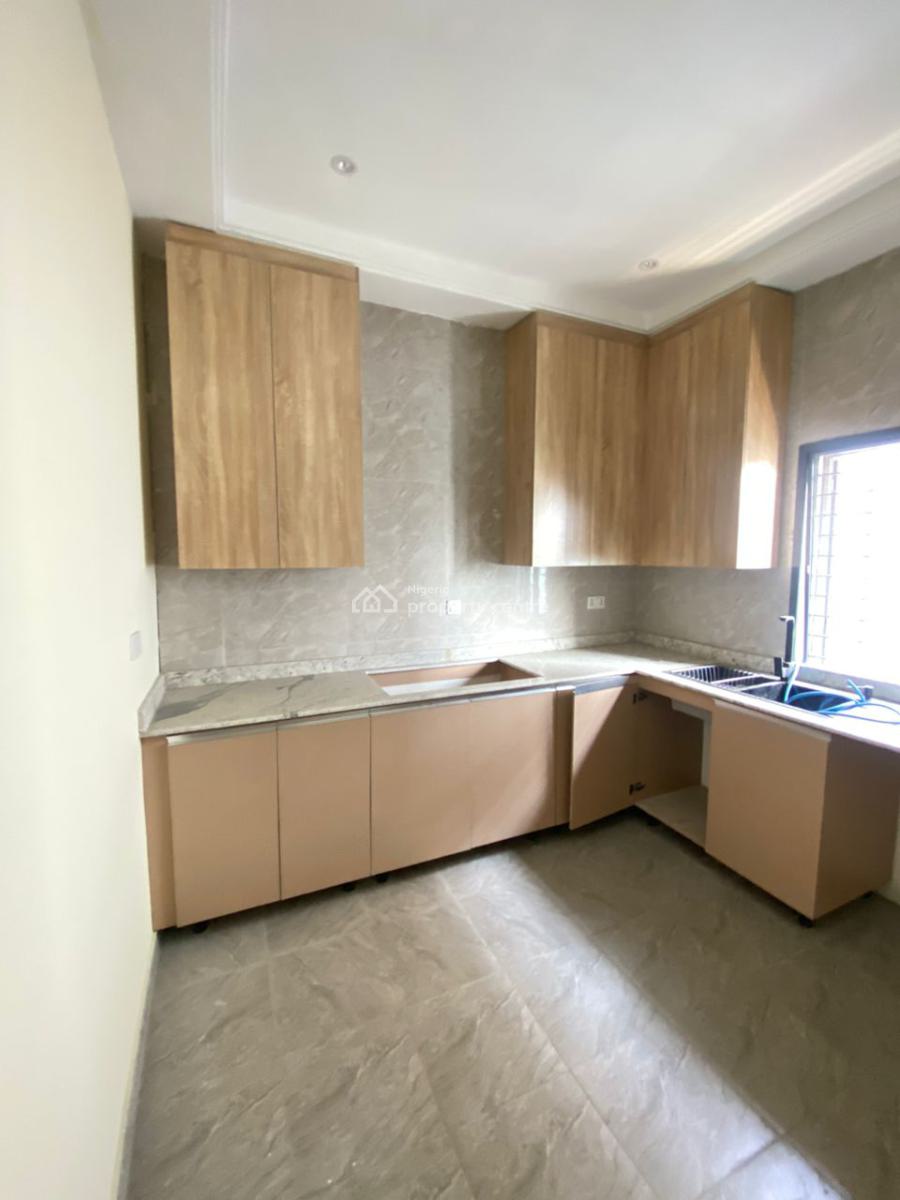 4 Bedroom Penthouse, Lekki Phase 1, Lekki, Lagos, Detached Duplex for Rent