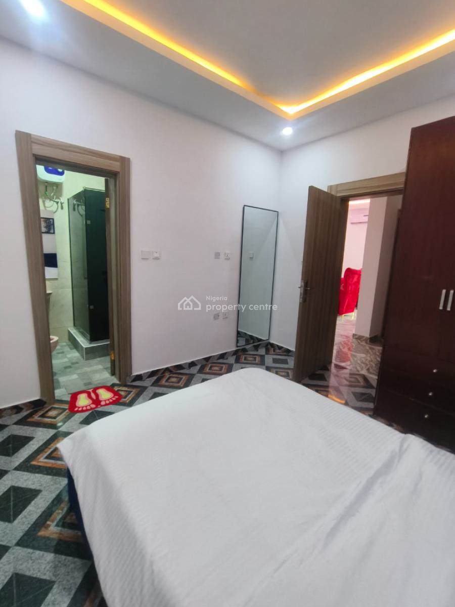 Lovely Flat for Your Peace of Mind, Mobil Road, Ilaje, Ajah, Lagos, Mini Flat (room and Parlour) Short Let