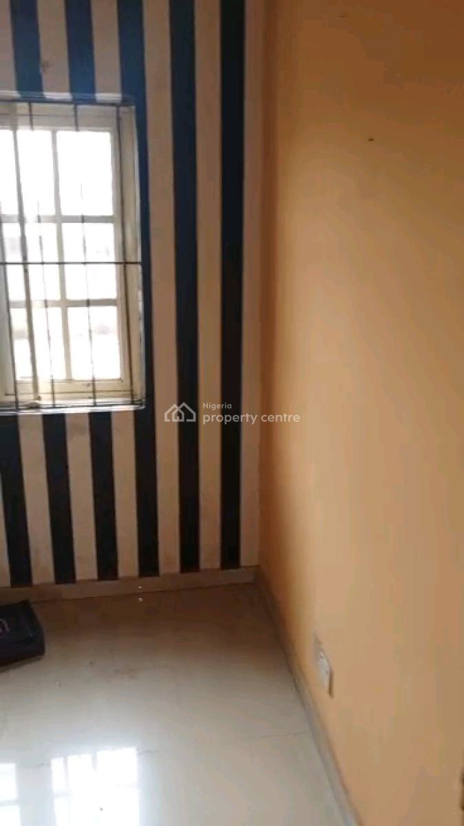 Decent 2 Bedrooms Ground Flat Both Rooms Ensuite N Guest Toilet, Jonsland Axis, Ifako, Gbagada, Lagos, Flat / Apartment for Rent