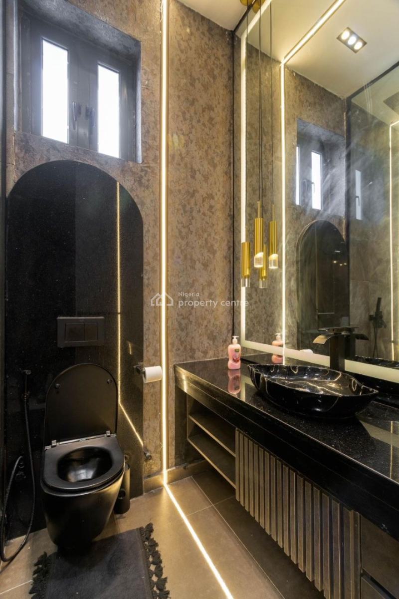 Luxurious and Unique 5 Bedroom Terraced Duplex, Admiralty Way, Lekki Phase 1, Lekki, Lagos, Flat / Apartment Short Let