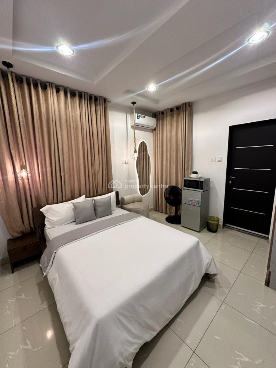 Sophisticated Jahi Yamna Studio Apartment, Femi Gbajabiamila Crescent, Jahi, Abuja, Flat / Apartment Short Let