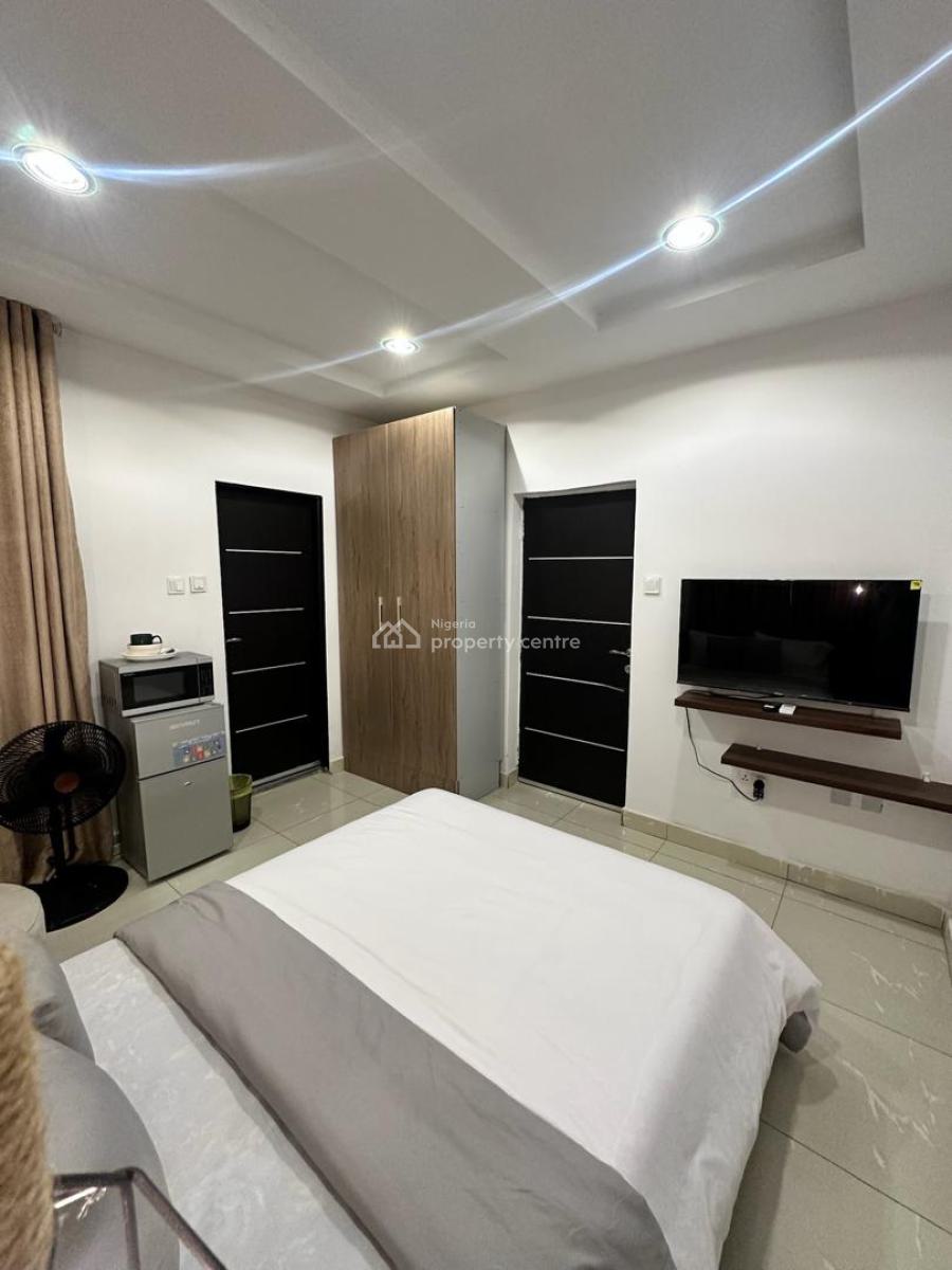 Sophisticated Jahi Yamna Studio Apartment, Femi Gbajabiamila Crescent, Jahi, Abuja, Flat / Apartment Short Let