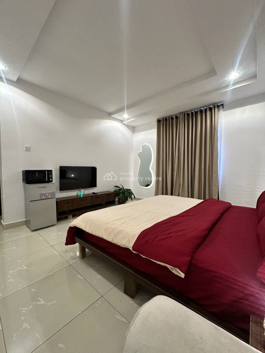 Sophisticated Studio Apartment, Femi Gbajabiamila Crescent, Jahi, Abuja, Flat / Apartment Short Let