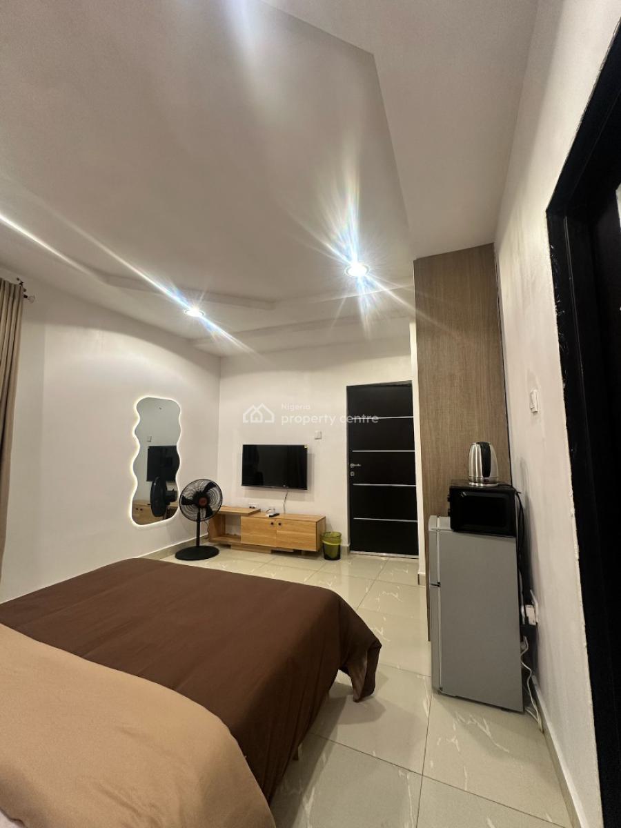 Sophisticated Studio Apartment, Femi Gbajabiamila Crescent, Jahi, Abuja, Flat / Apartment Short Let