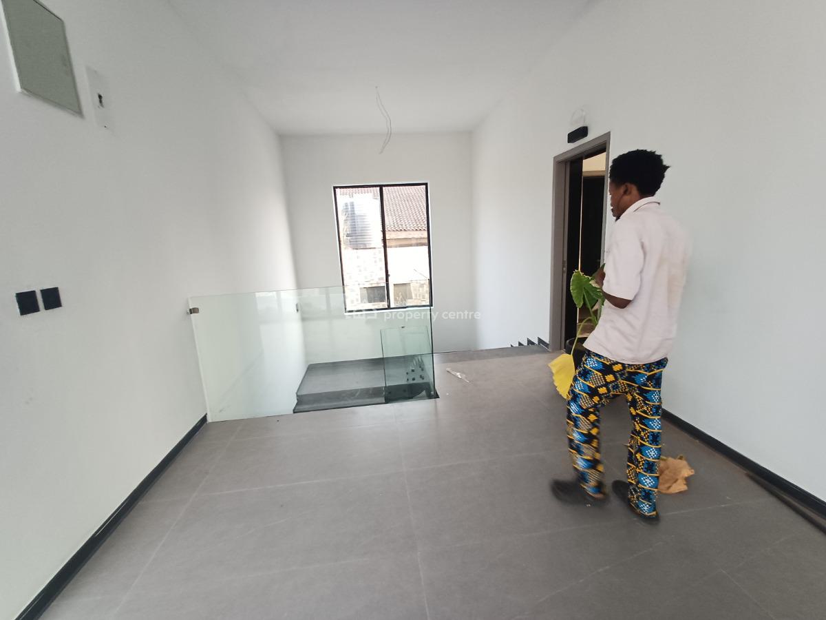 Brand New Smart 14 Rooms Hotel / Guest House, Wuse 2, Abuja, Hotel / Guest House for Sale