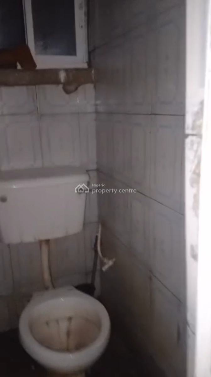 Standard  Mini Flat Upstairs with  Pop, Car Park, and Kitchen Cabinet, Onike, Yaba, Lagos, Mini Flat (room and Parlour) for Rent