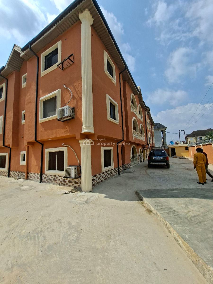 Renovated Block of 6 Flats on a Corner Piece Land, Parkview Estate, Ago Palace, Isolo, Lagos, Block of Flats for Sale