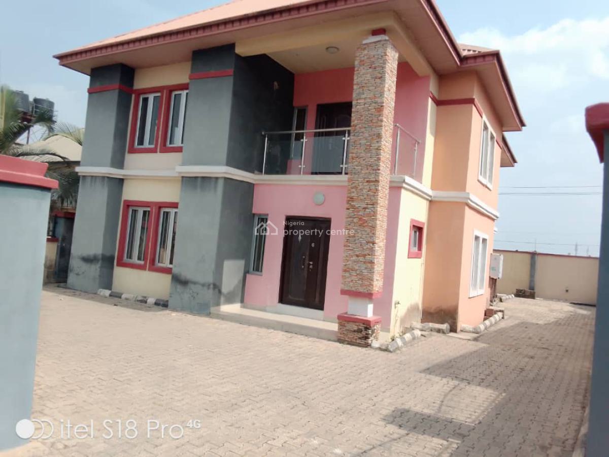 Nicely Built 4 Bedroom Duplex, Iyaganku, Ibadan, Oyo, Detached Duplex for Sale